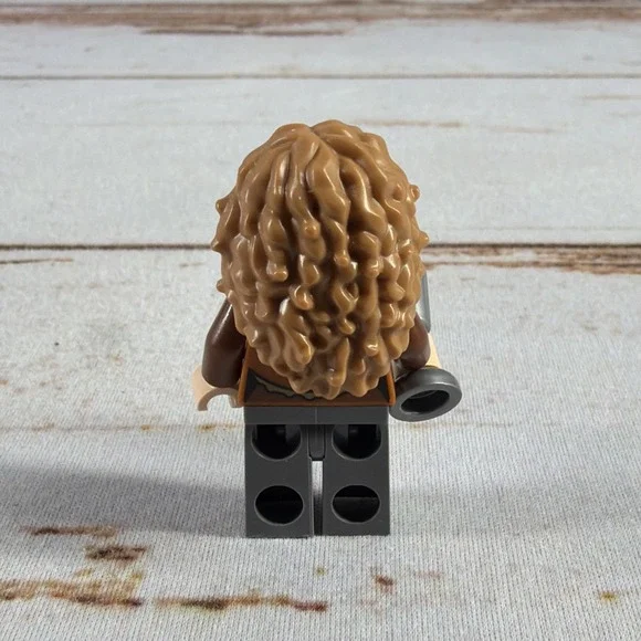 LEGO Harry Potter Madam Rosmerta Minifigure HP463 From 76418 - Picture 3 of 4